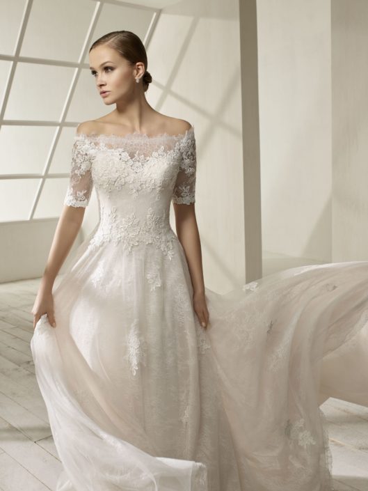 Divina Sposa by Elianna Moore