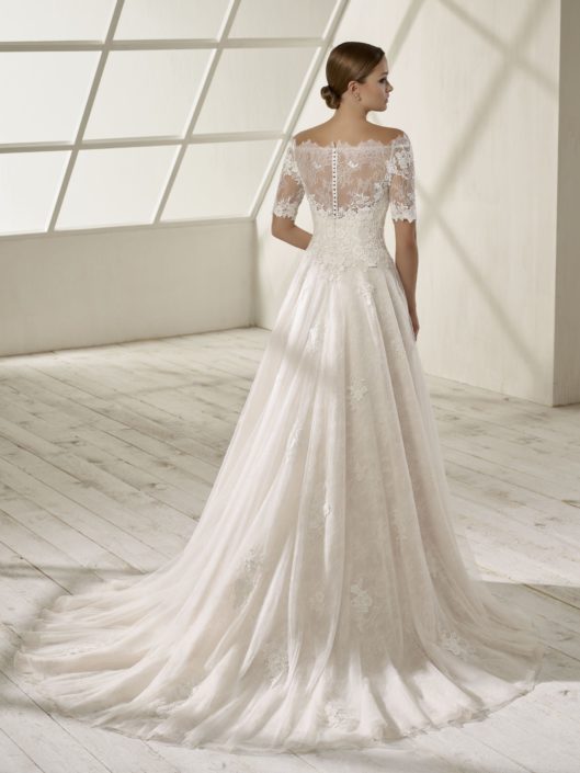 Divina Sposa by Elianna Moore