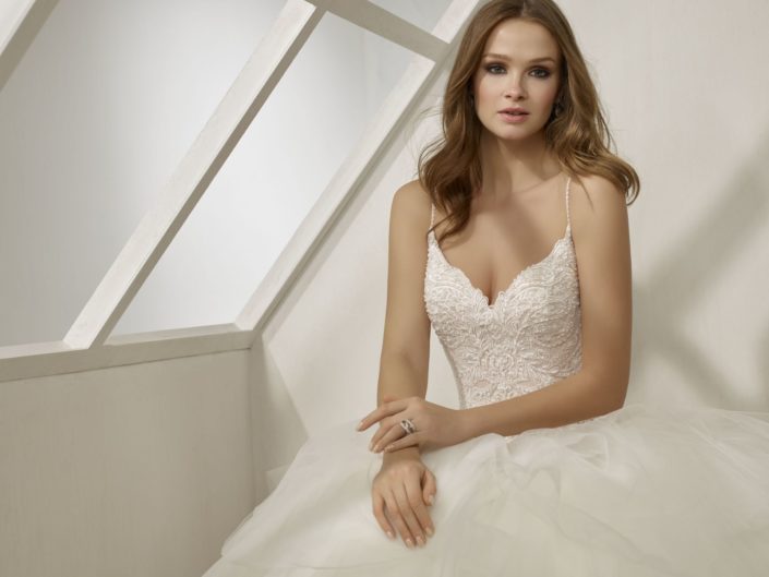 Divina Sposa by Elianna Moore