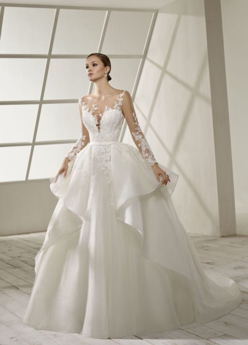 Divina Sposa by Elianna Moore