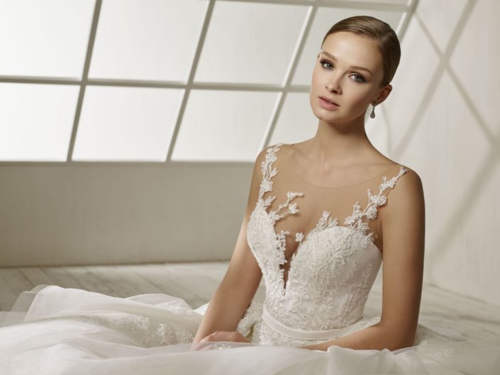 Divina Sposa by Elianna Moore